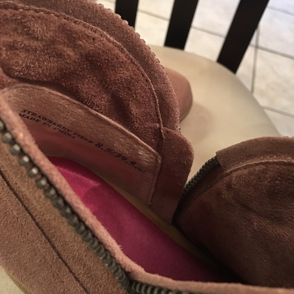 Chinese Laundry booties - Picture 3 of 7